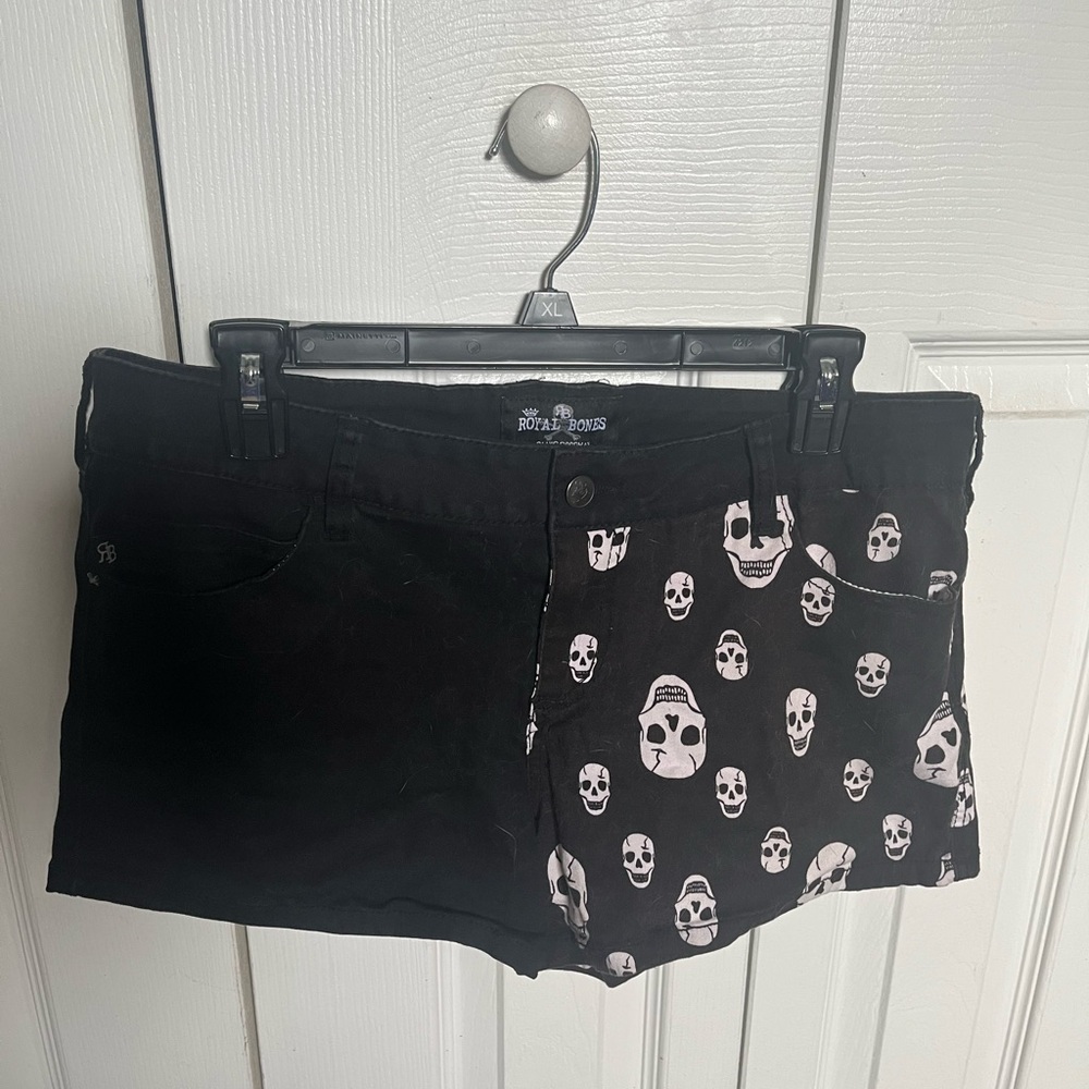 Royal Bones Black Skull Denim Shorts Sz 13